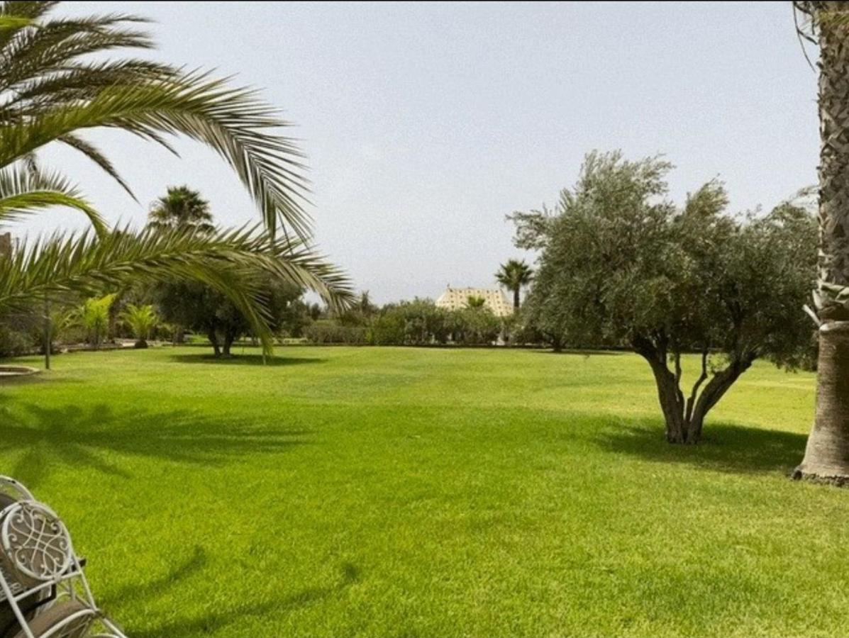 Les Jardins D Isis Hotel Marrákes Kültér fotó